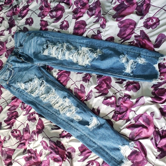 AE distressed jeans - Picture 2 of 2